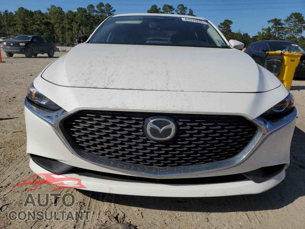 MAZDA 3 2019 - 3MZBPACL1KM111606