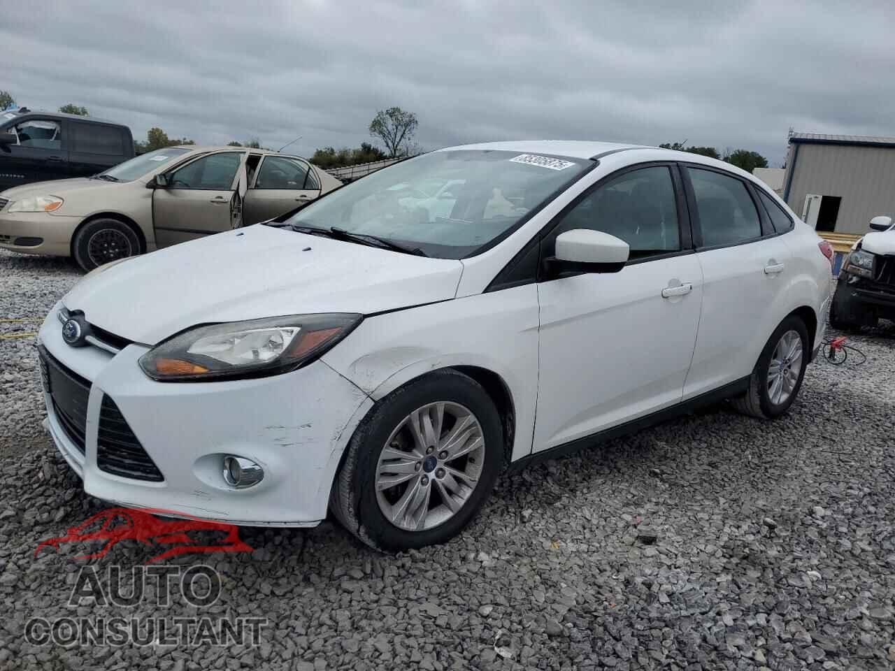 FORD FOCUS 2012 - 1FAHP3F28CL217460
