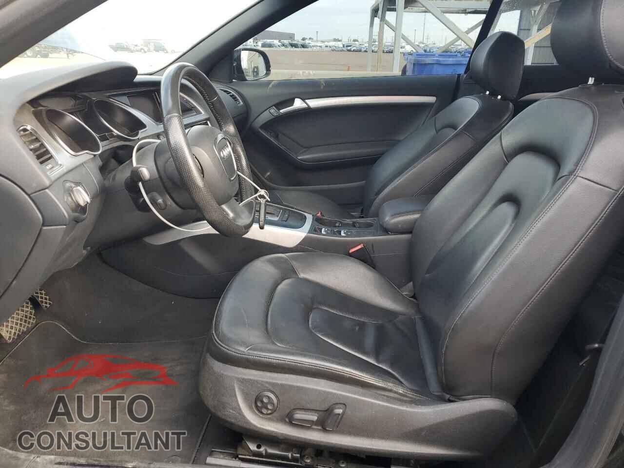 AUDI A5 2011 - WAUCFAFH3BN006926