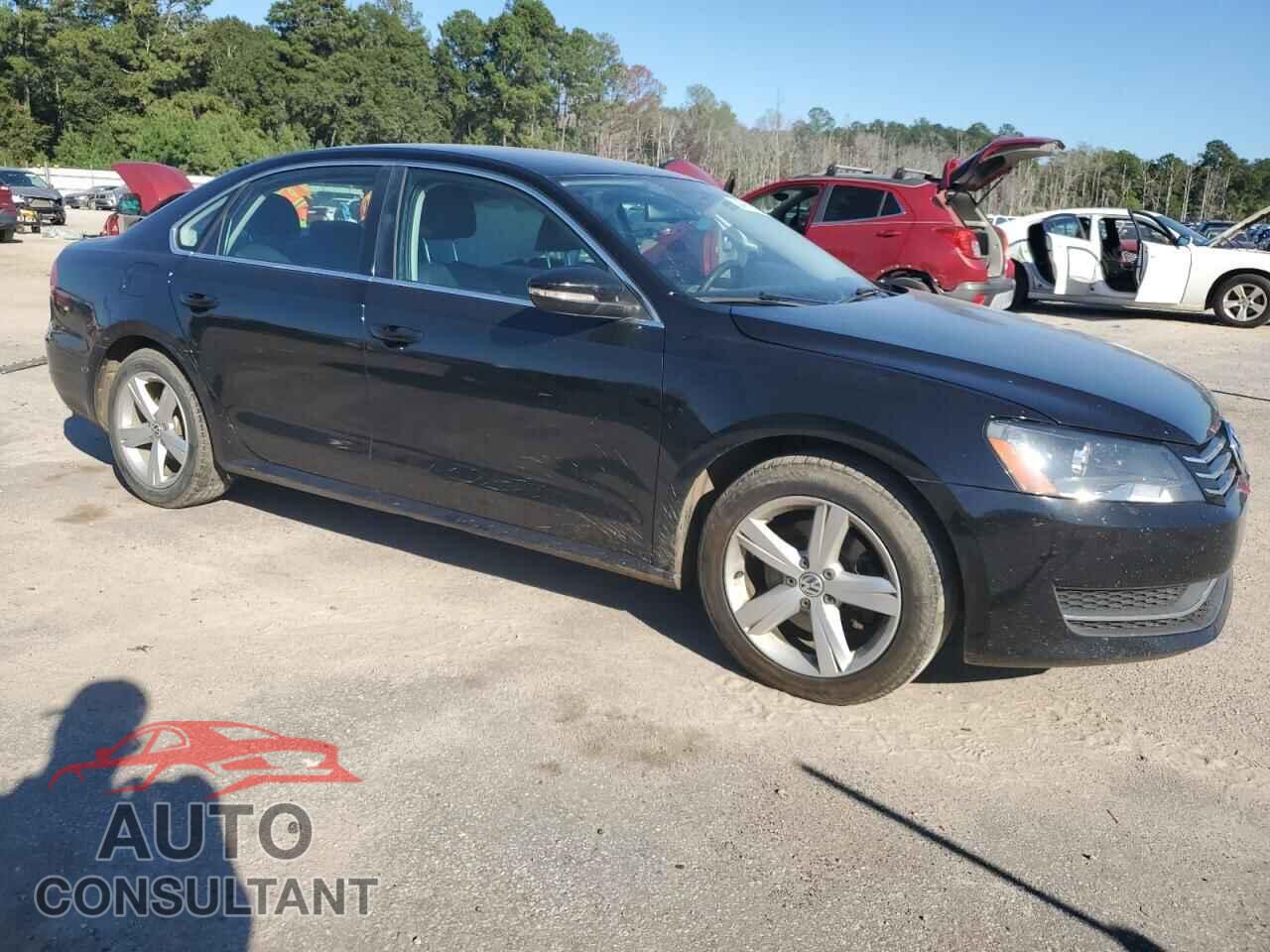 VOLKSWAGEN PASSAT 2012 - 1VWBP7A34CC072857