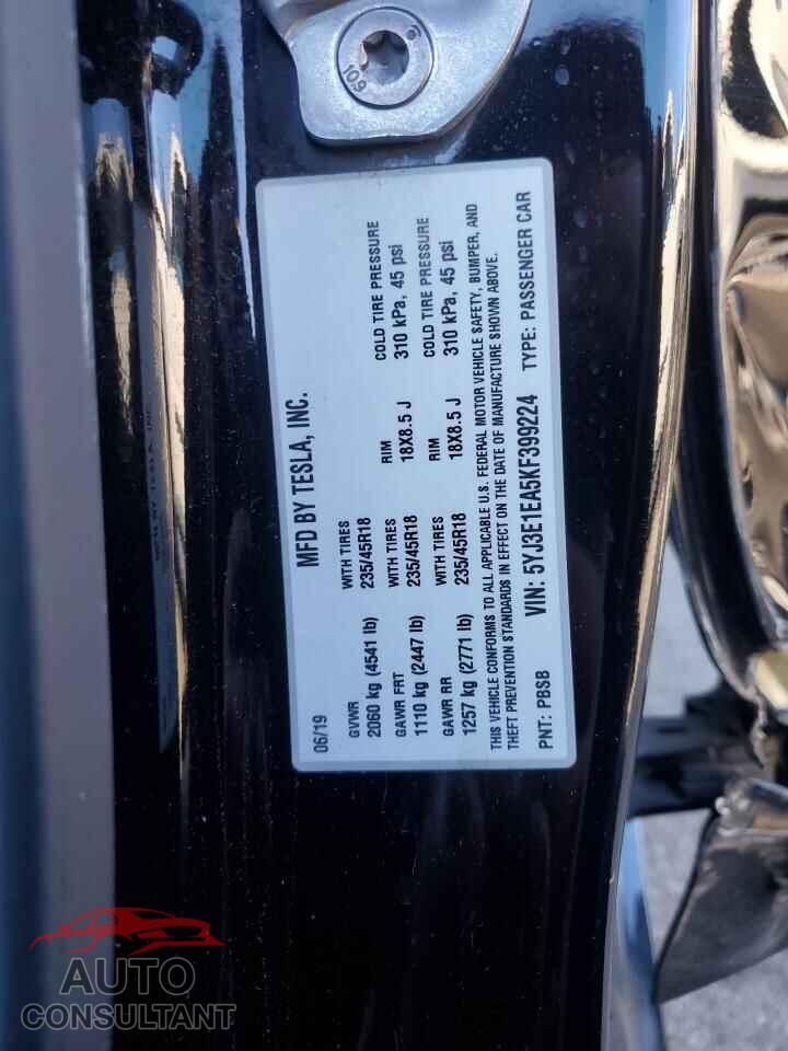 TESLA MODEL 3 2019 - 5YJ3E1EA5KF399224