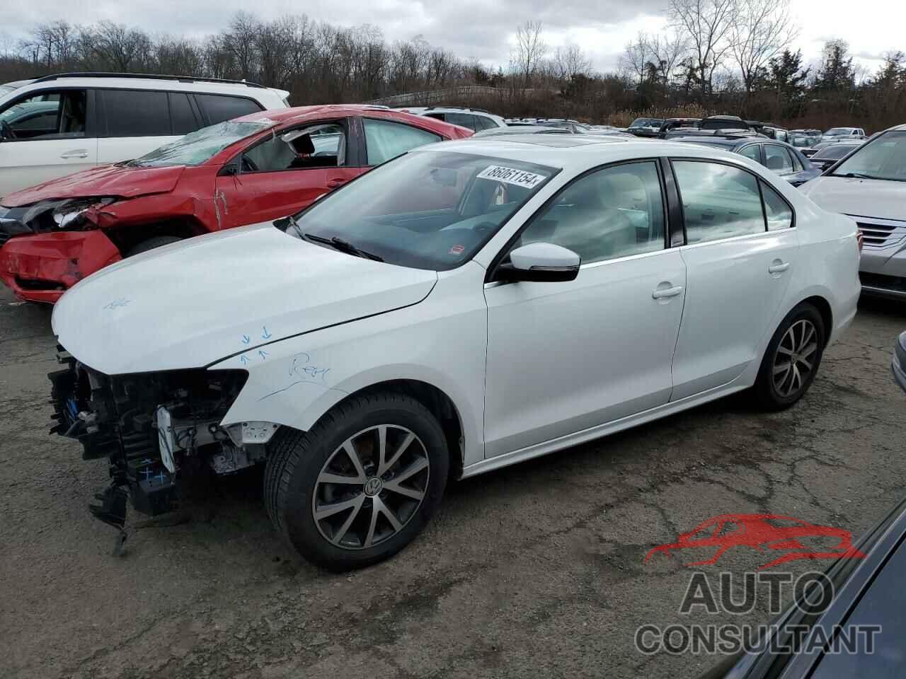 VOLKSWAGEN JETTA 2018 - 3VWDB7AJ1JM253870