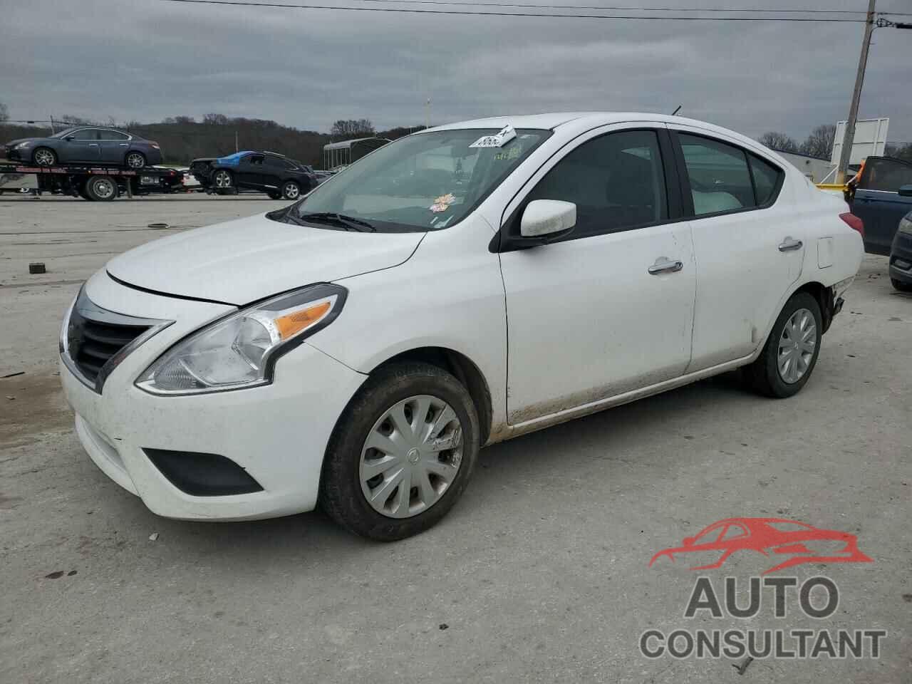 NISSAN VERSA 2018 - 3N1CN7AP8JL811037