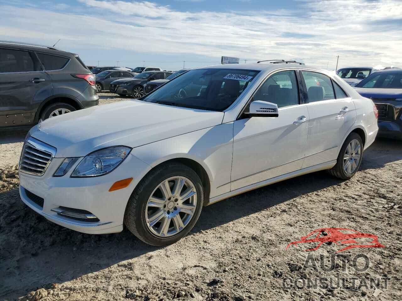 MERCEDES-BENZ E-CLASS 2013 - WDDHF5KB2DA672872