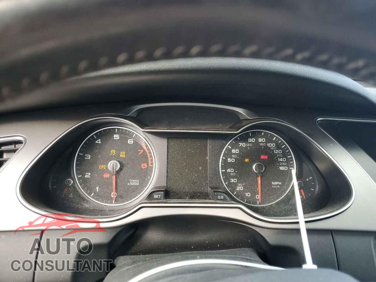 AUDI A4 2013 - WAUFFAFL5DN029533