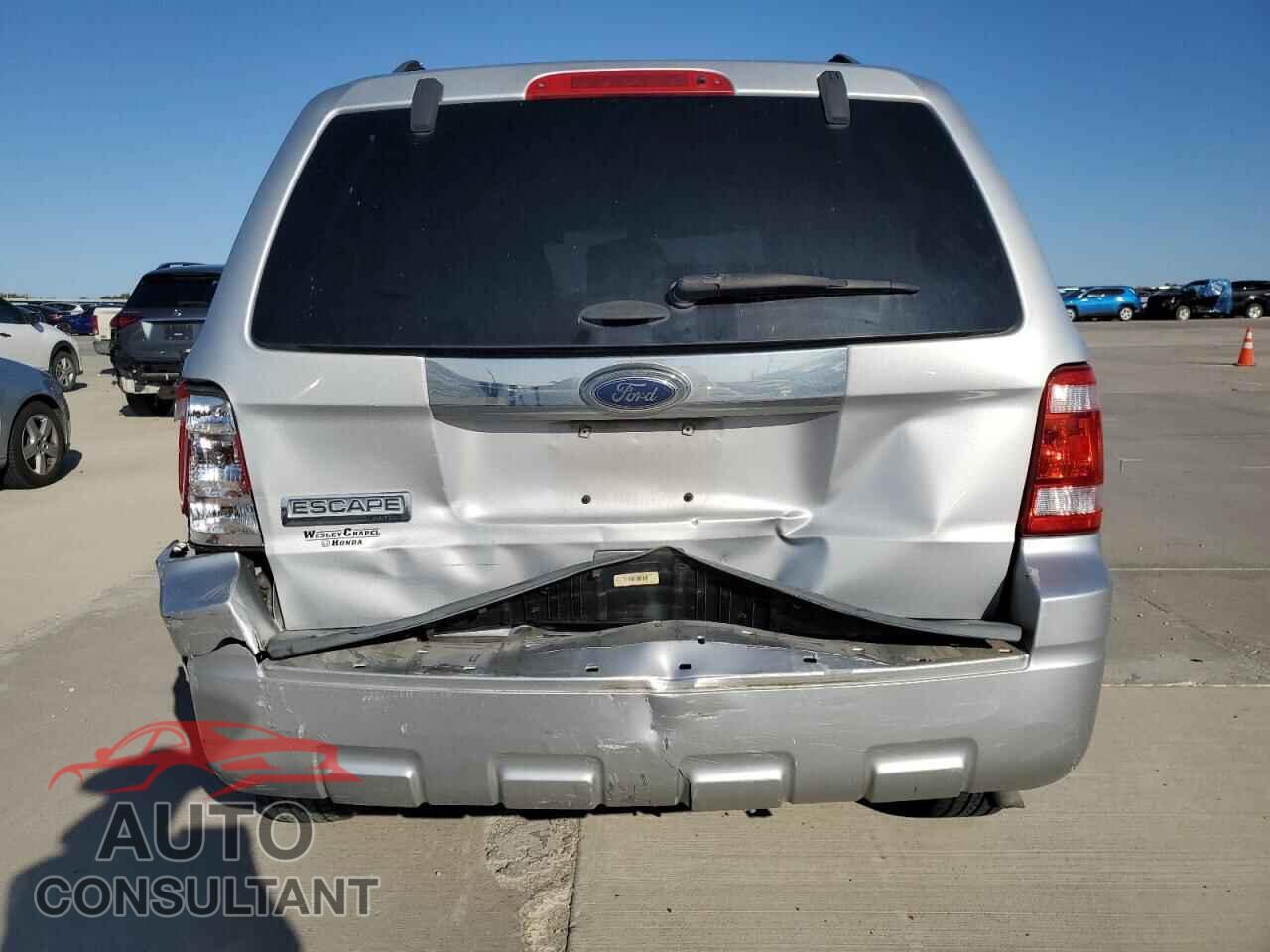 FORD ESCAPE 2011 - 1FMCU0E70BKC08941