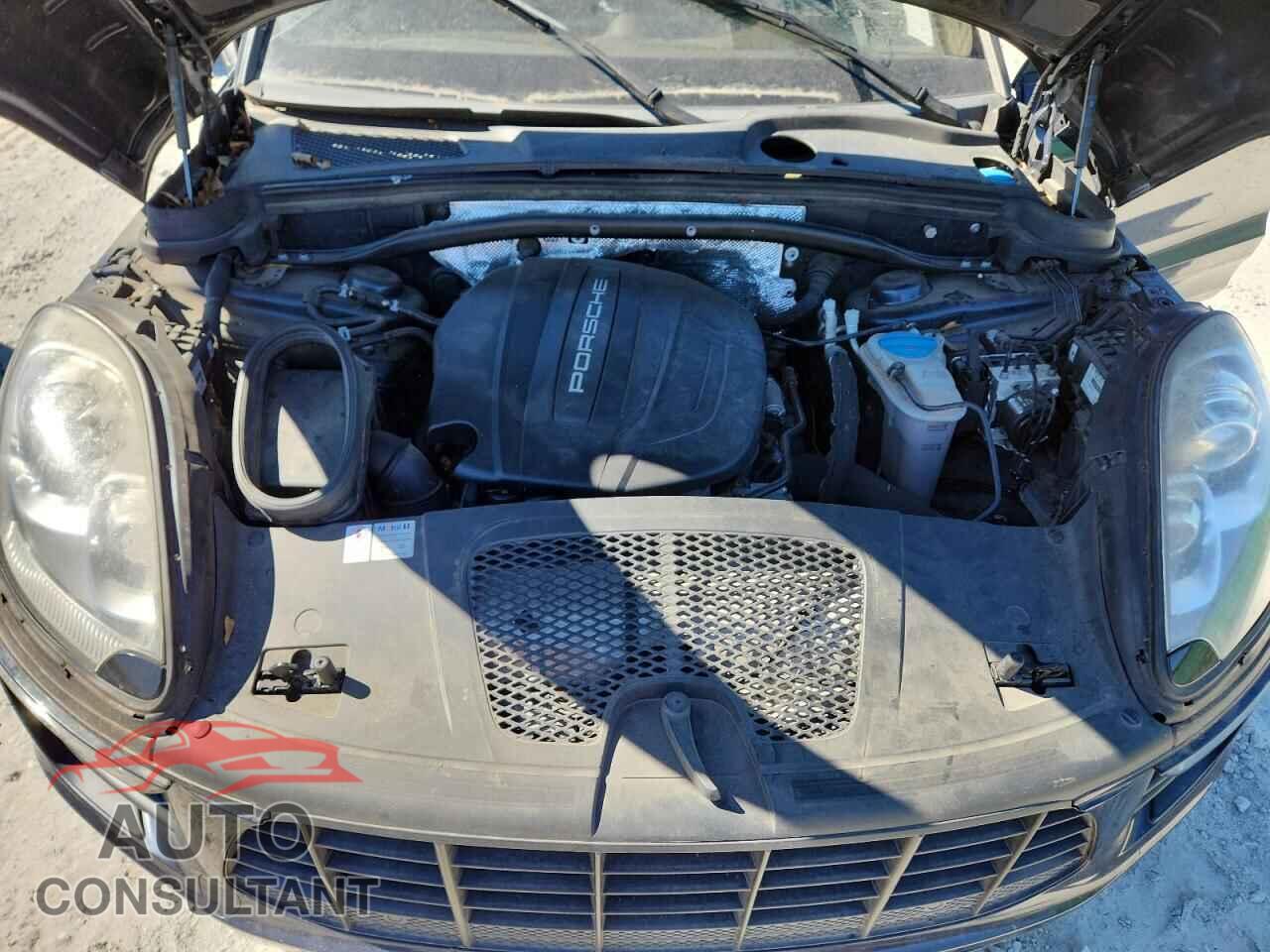 PORSCHE MACAN 2018 - WP1AA2A50JLB00752