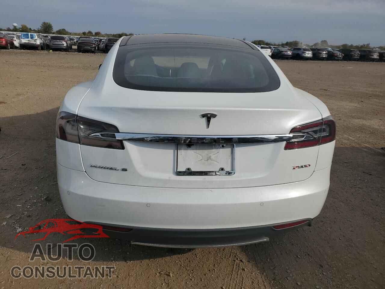 TESLA MODEL S 2016 - 5YJSA1E42GF130493