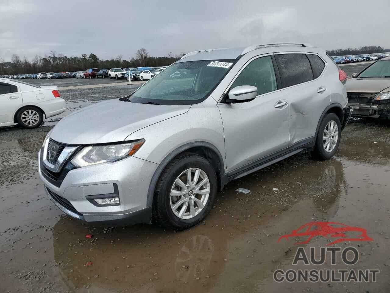 NISSAN ROGUE 2017 - KNMAT2MT0HP618644