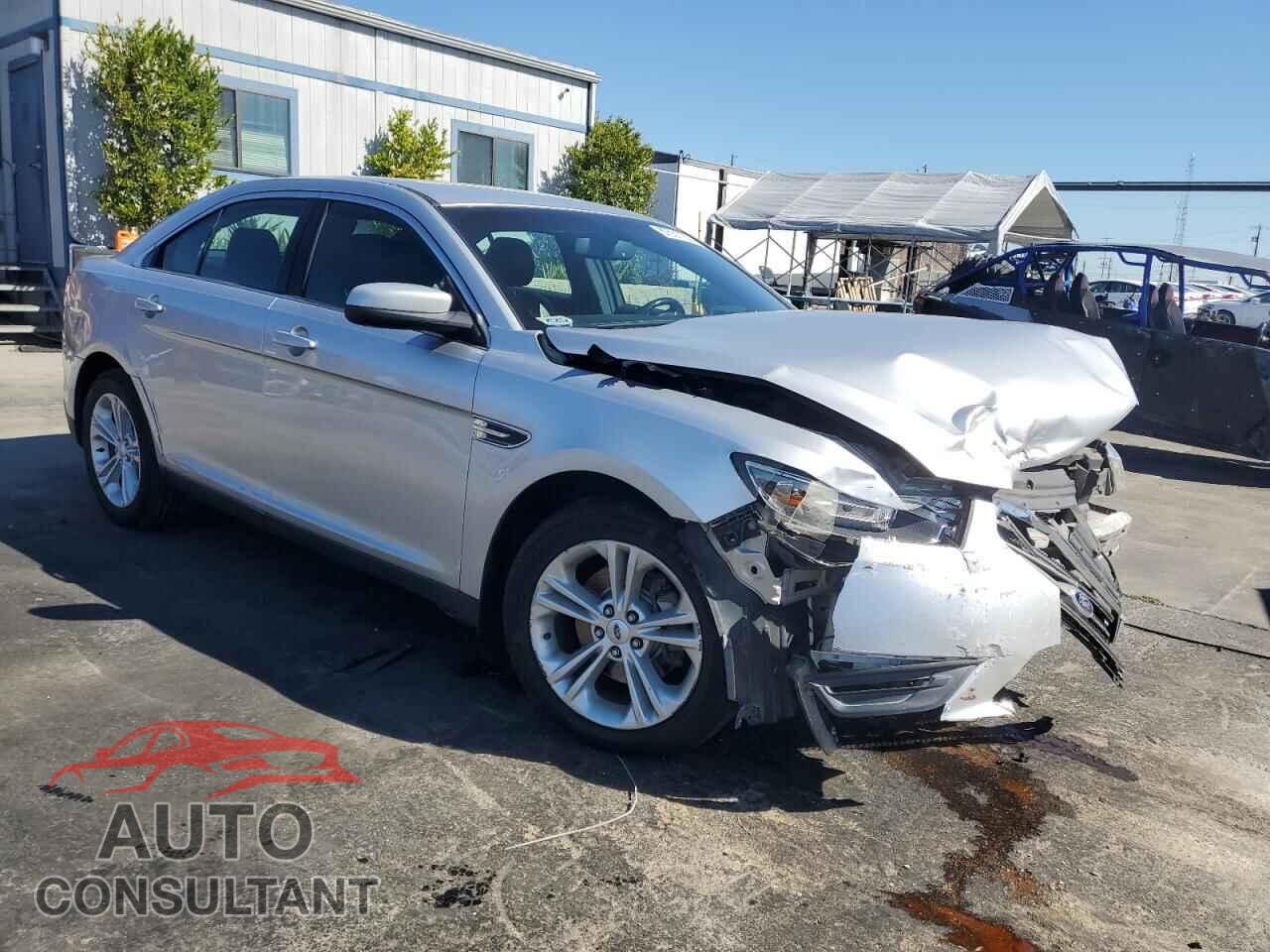 FORD TAURUS 2013 - 1FAHP2E82DG120927