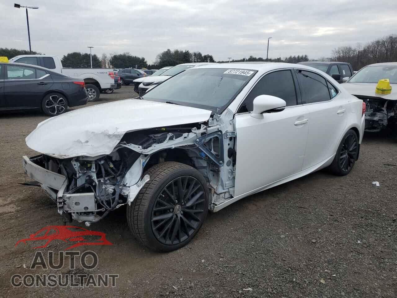 LEXUS IS 2015 - JTHCF1D23F5028687