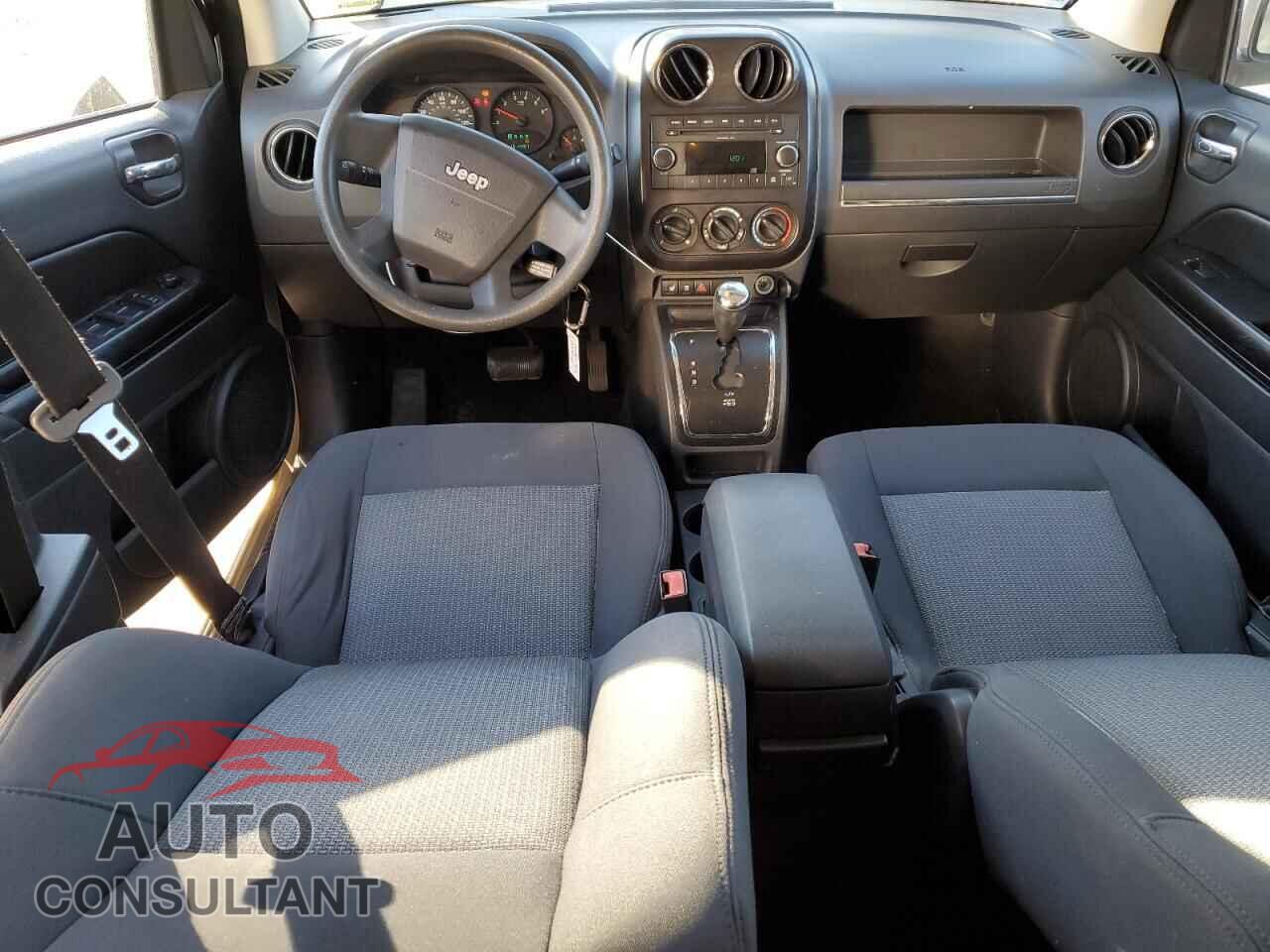 JEEP COMPASS 2009 - 1J8FT47B49D140485