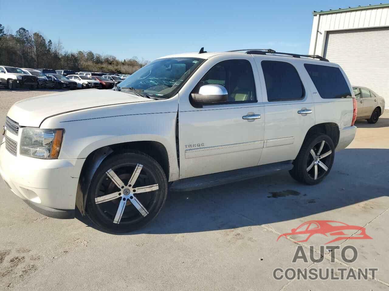 CHEVROLET TAHOE 2010 - 1GNUCCE07AR209260