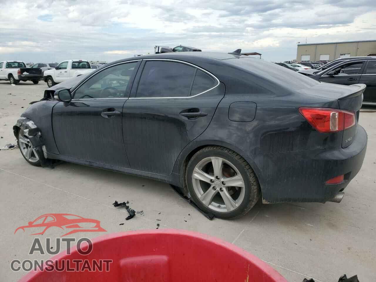 LEXUS IS 2011 - JTHBF5C28B5147530