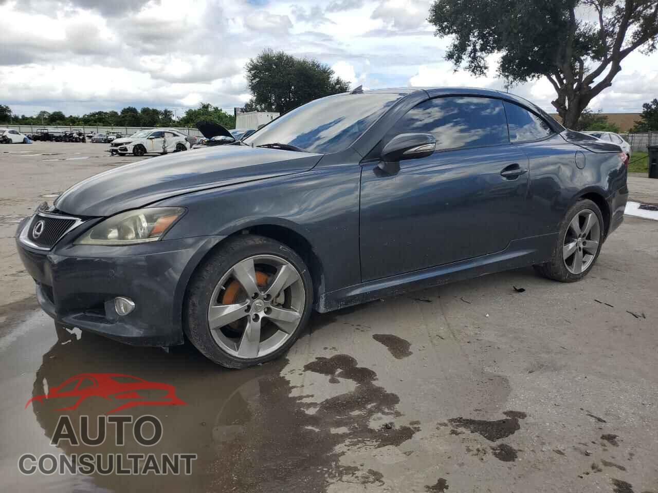 LEXUS IS 2011 - JTHFF2C26B2519674