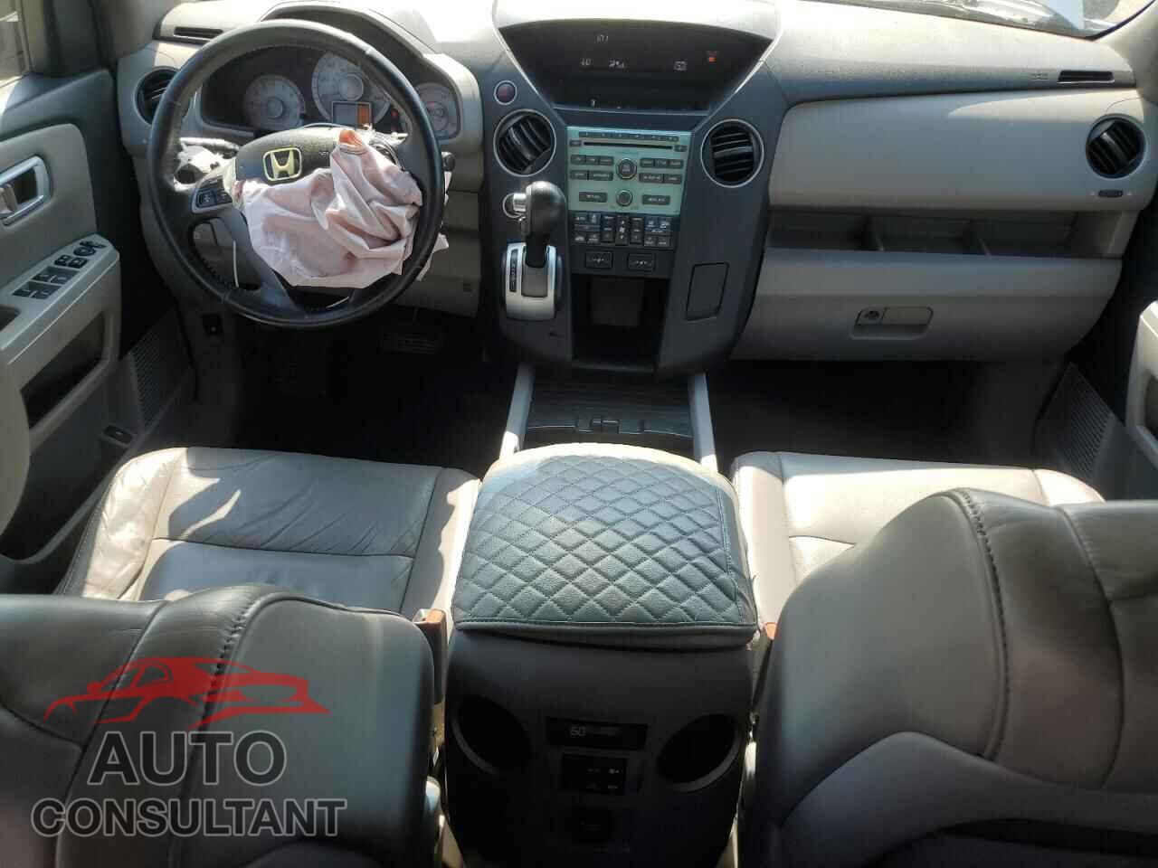 HONDA PILOT 2011 - 5FNYF4H55BB106831