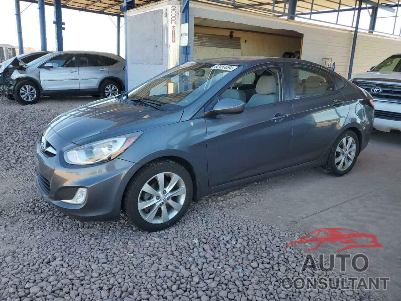 HYUNDAI ACCENT 2013 - KMHCU4AE8DU379021