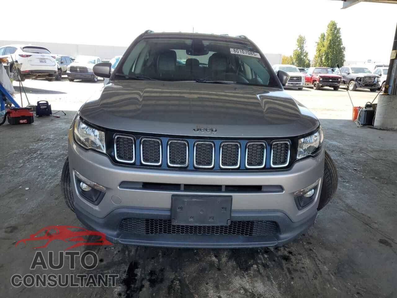 JEEP COMPASS 2011 - 1J4NT1FB5BD228125