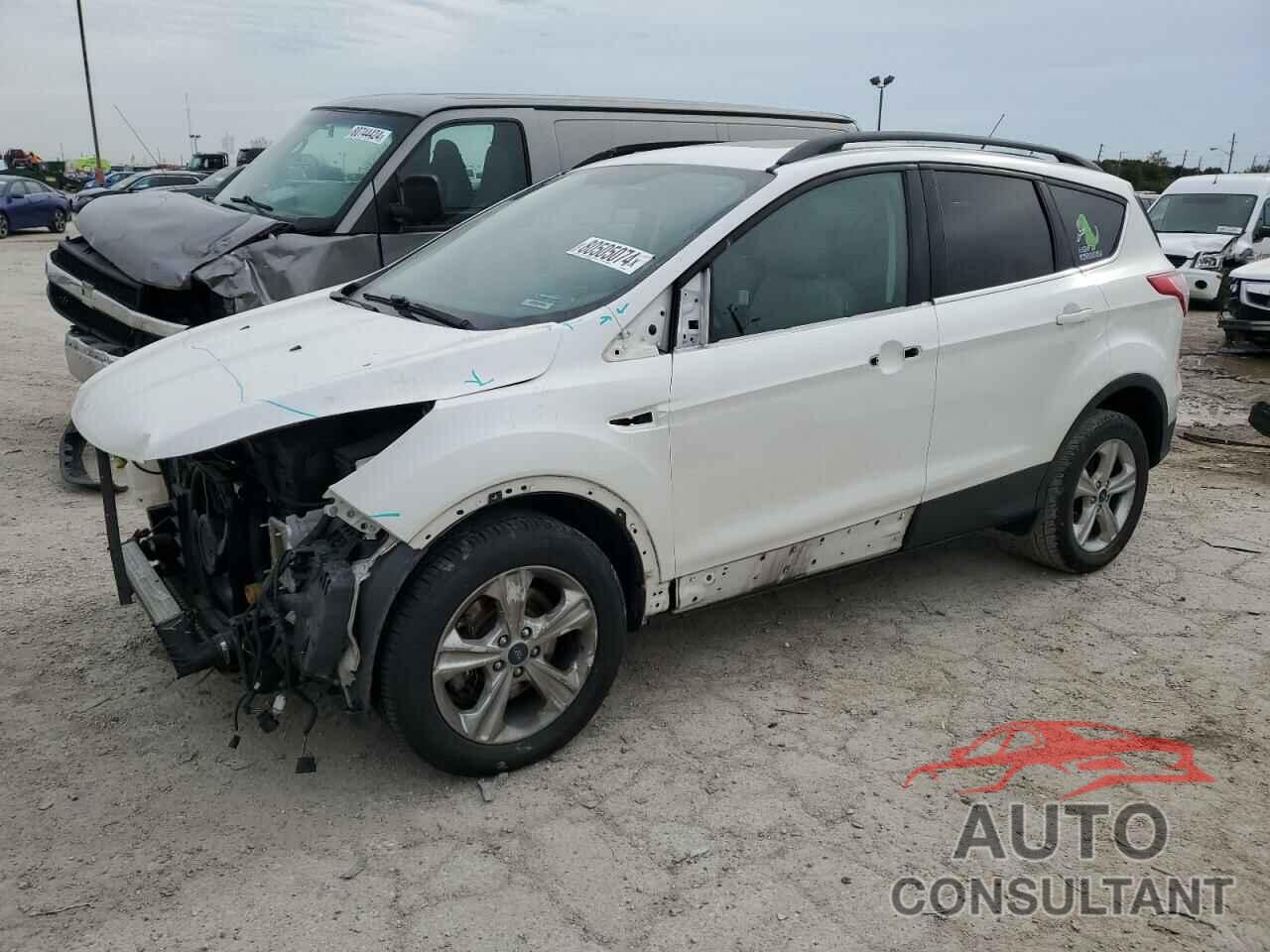FORD ESCAPE 2016 - 1FMCU0G9XGUC64539
