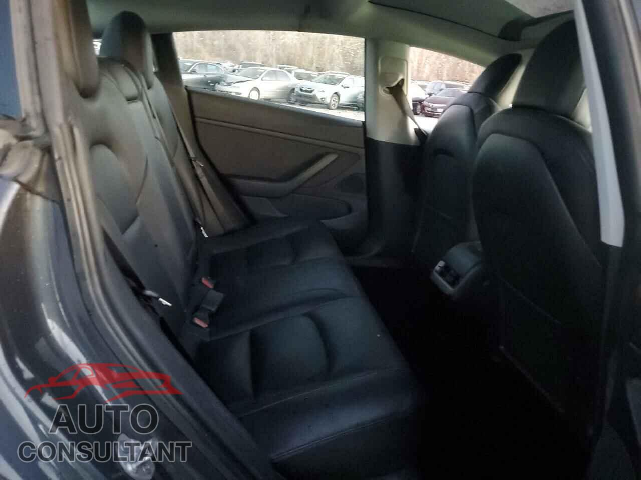 TESLA MODEL 3 2020 - 5YJ3E1EB7LF800847