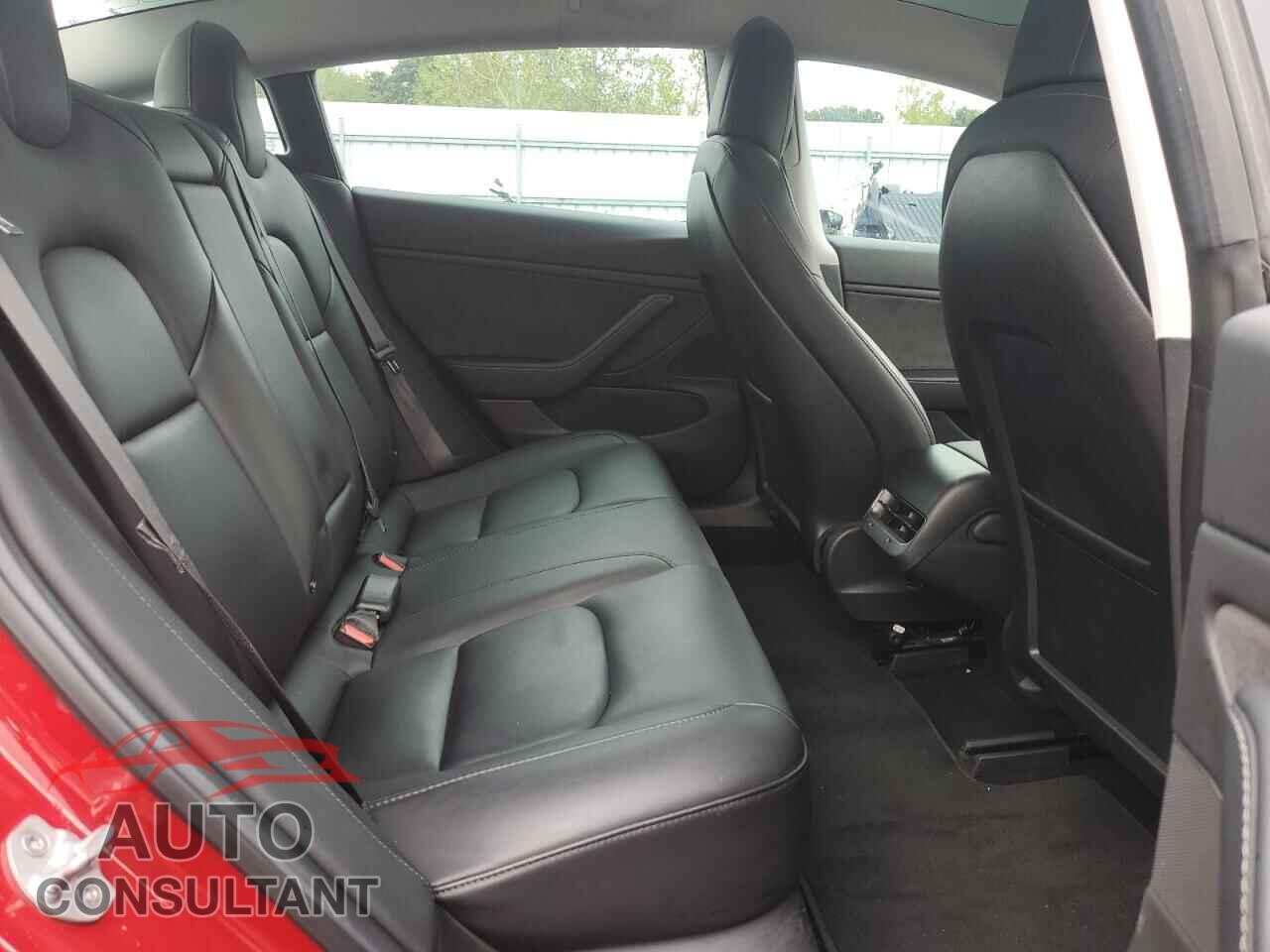 TESLA MODEL 3 2018 - 5YJ3E1EB9JF063292