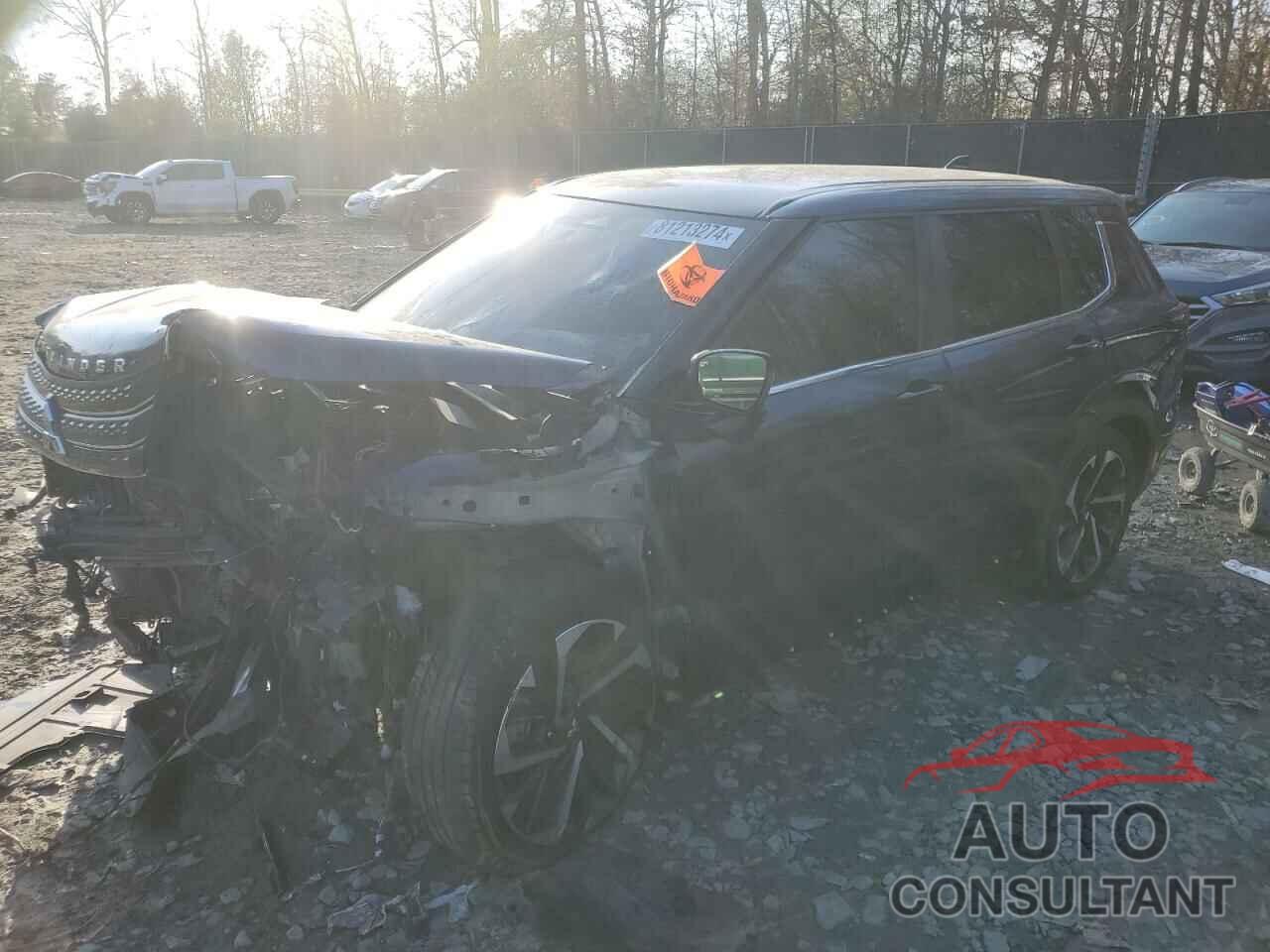 MITSUBISHI OUTLANDER 2022 - JA4J3UA8XNZ017988
