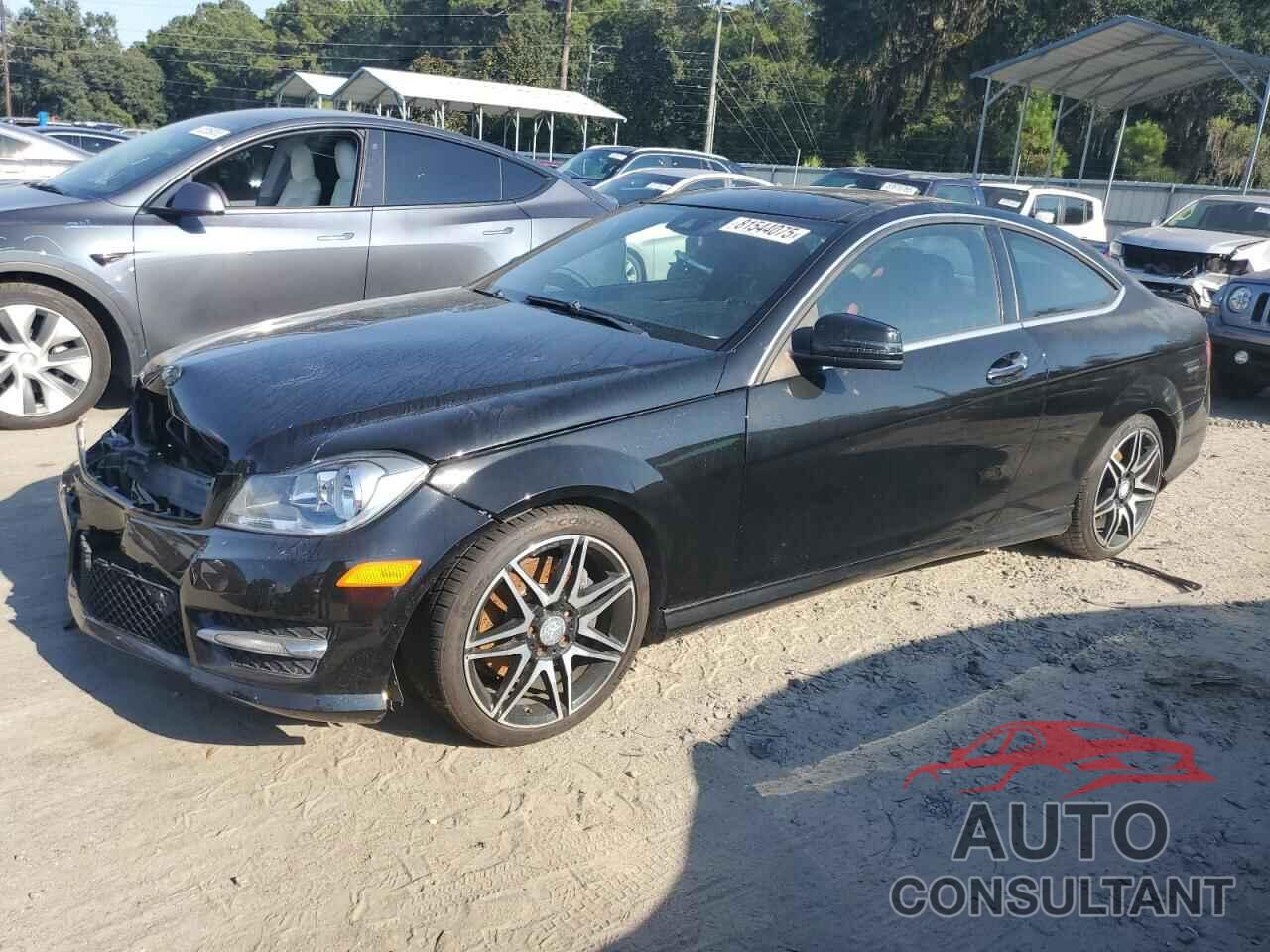 MERCEDES-BENZ C-CLASS 2013 - WDDGJ5HB6DF943999