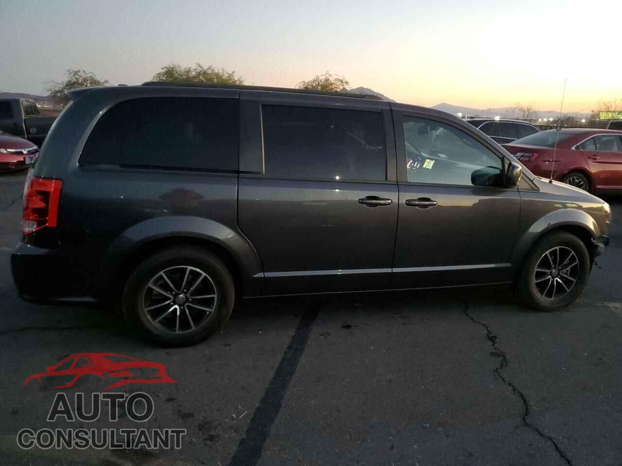 DODGE CARAVAN 2018 - 2C4RDGEG5JR336227