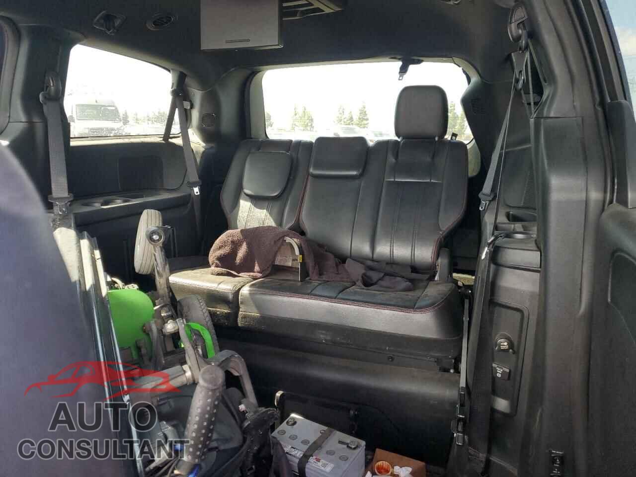 DODGE CARAVAN 2011 - 2D4RN7DG5BR765757