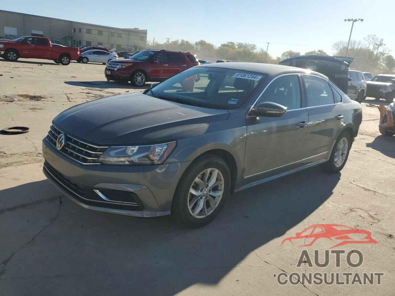 VOLKSWAGEN PASSAT 2017 - 1VWAT7A34HC066104