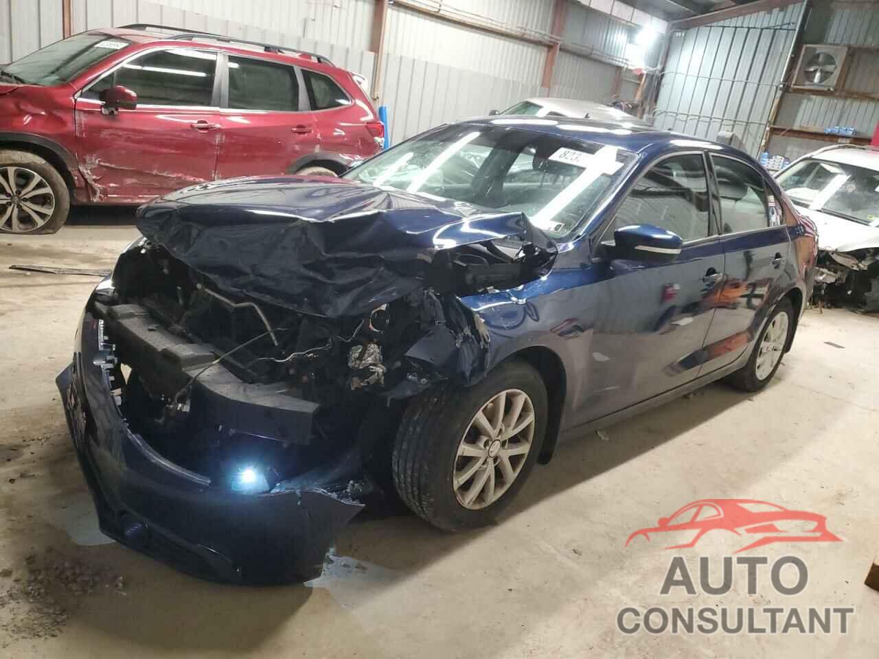 VOLKSWAGEN JETTA 2011 - 3VWDZ7AJ9BM335195
