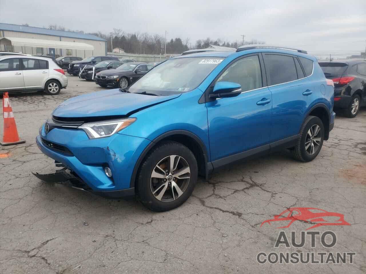 TOYOTA RAV4 2018 - JTMRFREV3JJ739017