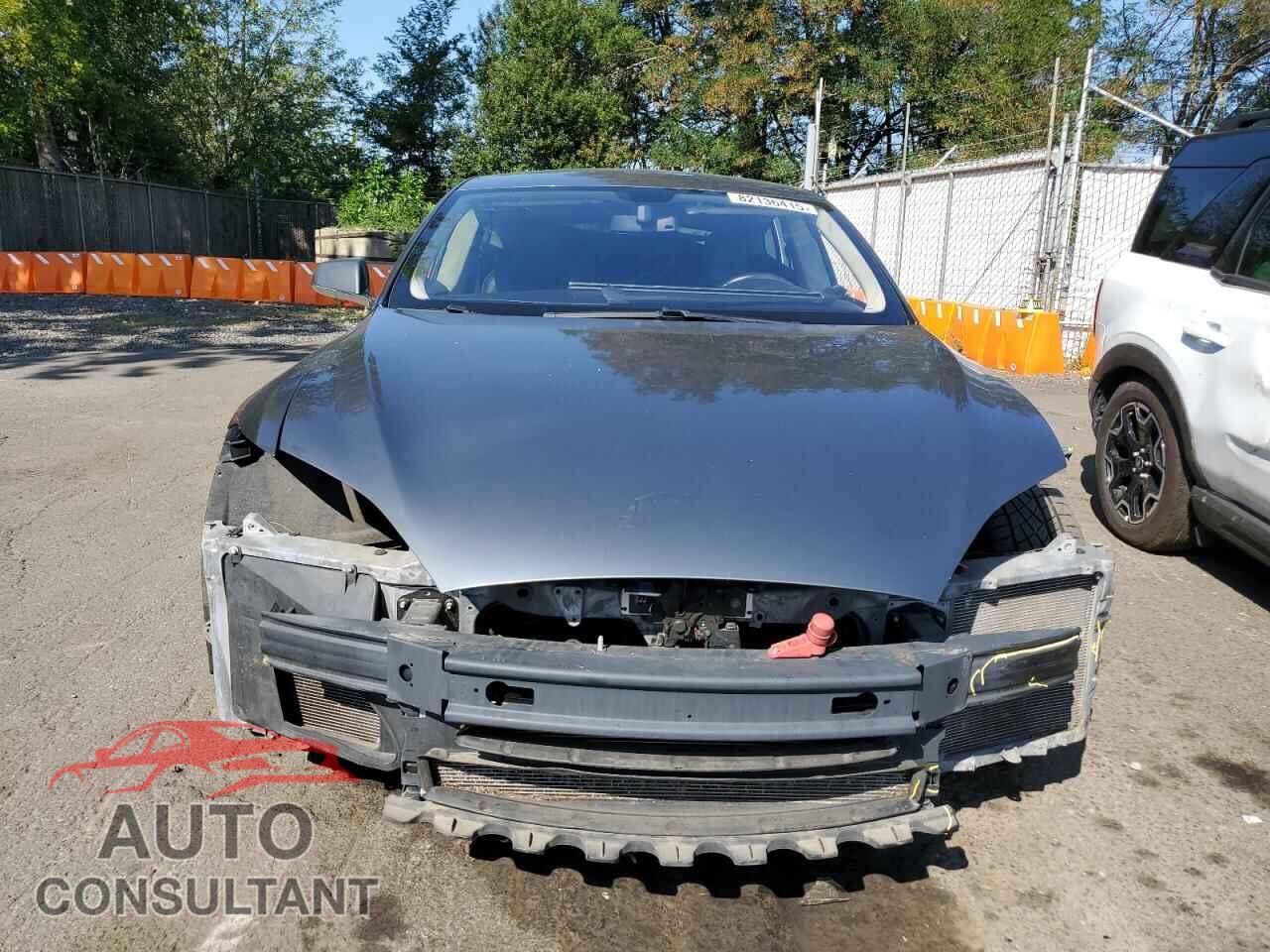 TESLA MODEL S 2012 - 5YJSA1DP3CFP03004