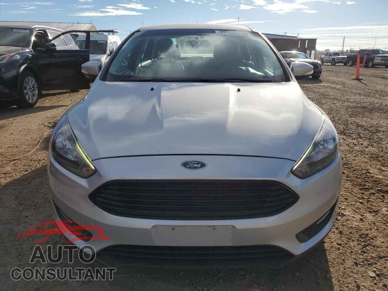 FORD FOCUS 2017 - 1FADP3FE0HL333087