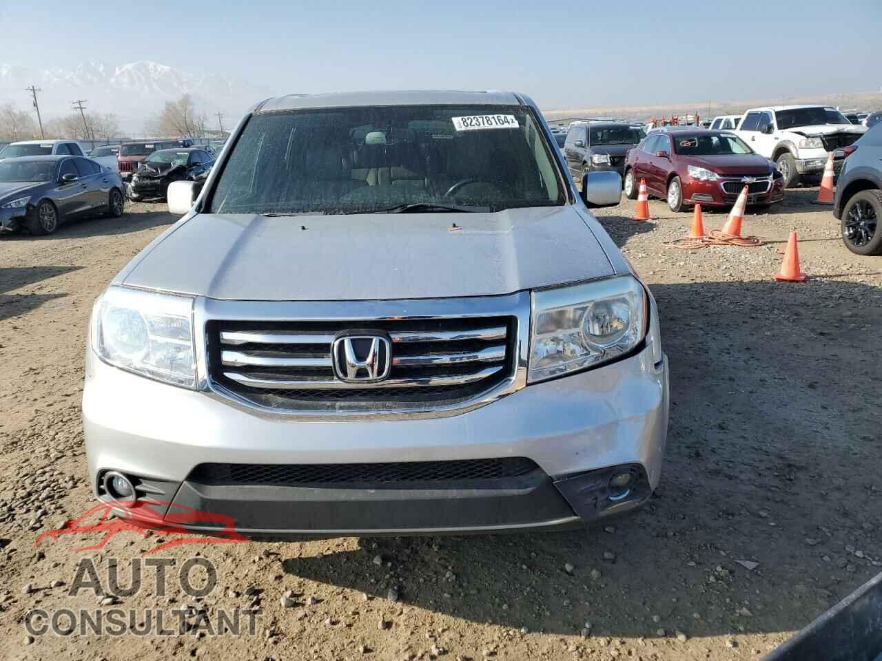 HONDA PILOT 2014 - 5FNYF3H50EB021359