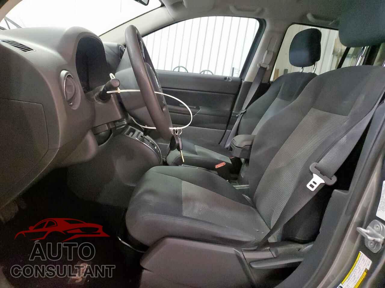 JEEP COMPASS 2011 - 1J4NT1FA2BD272042