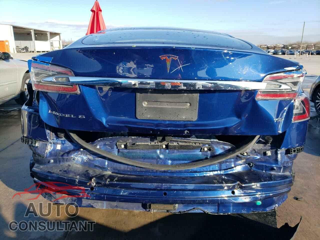 TESLA MODEL S 2018 - 5YJSA1E27JF275440
