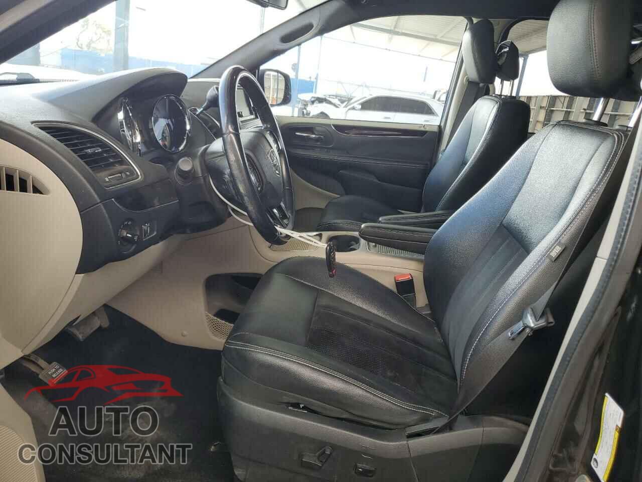 DODGE CARAVAN 2018 - 2C4RDGCG0JR208044