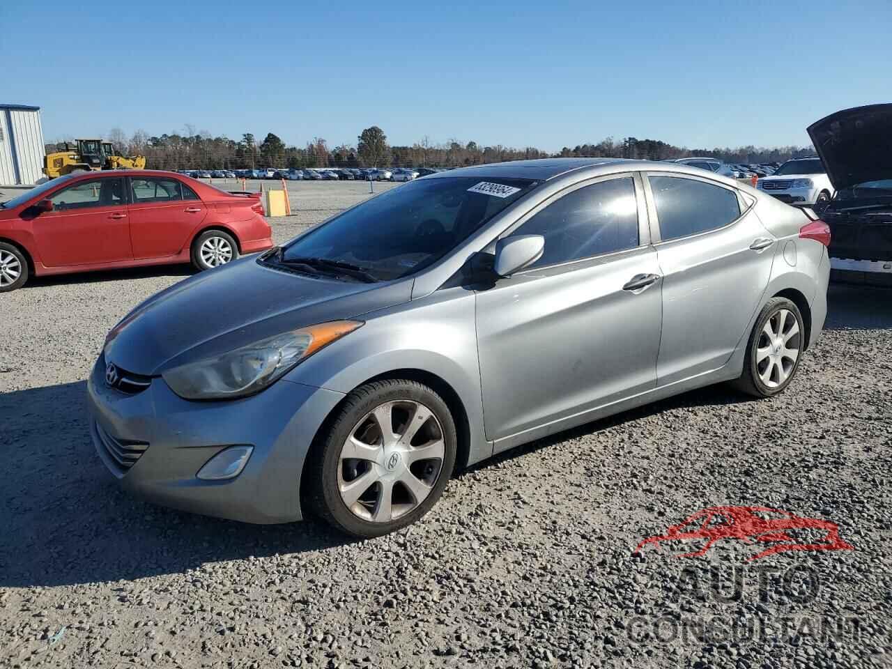 HYUNDAI ELANTRA 2013 - KMHDH4AE3DU735626