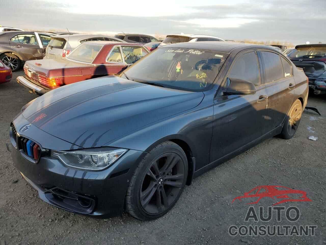 BMW 3 SERIES 2013 - WBA3A9C5XDF475905