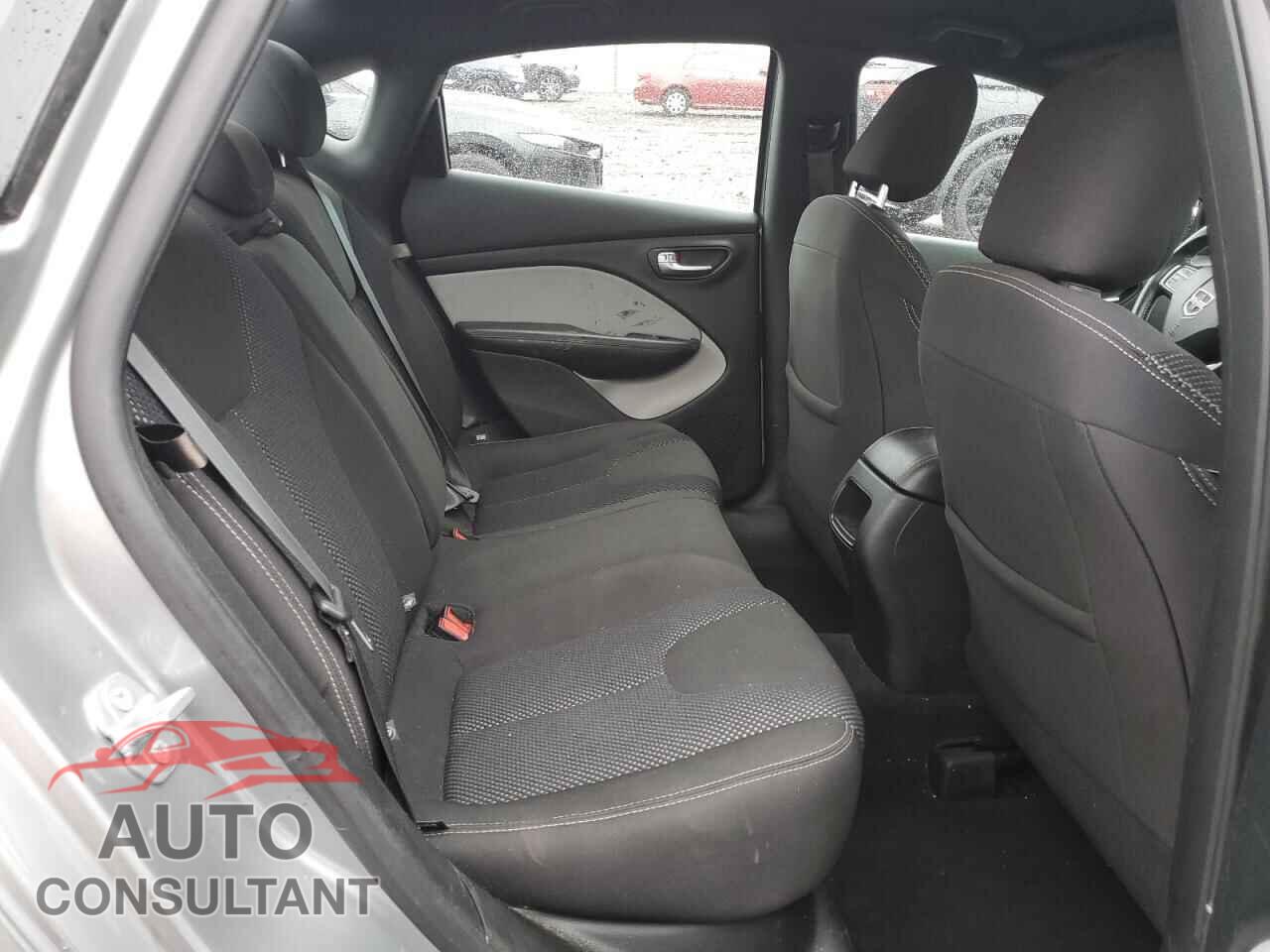 DODGE DART 2015 - 1C3CDFBB1FD320579