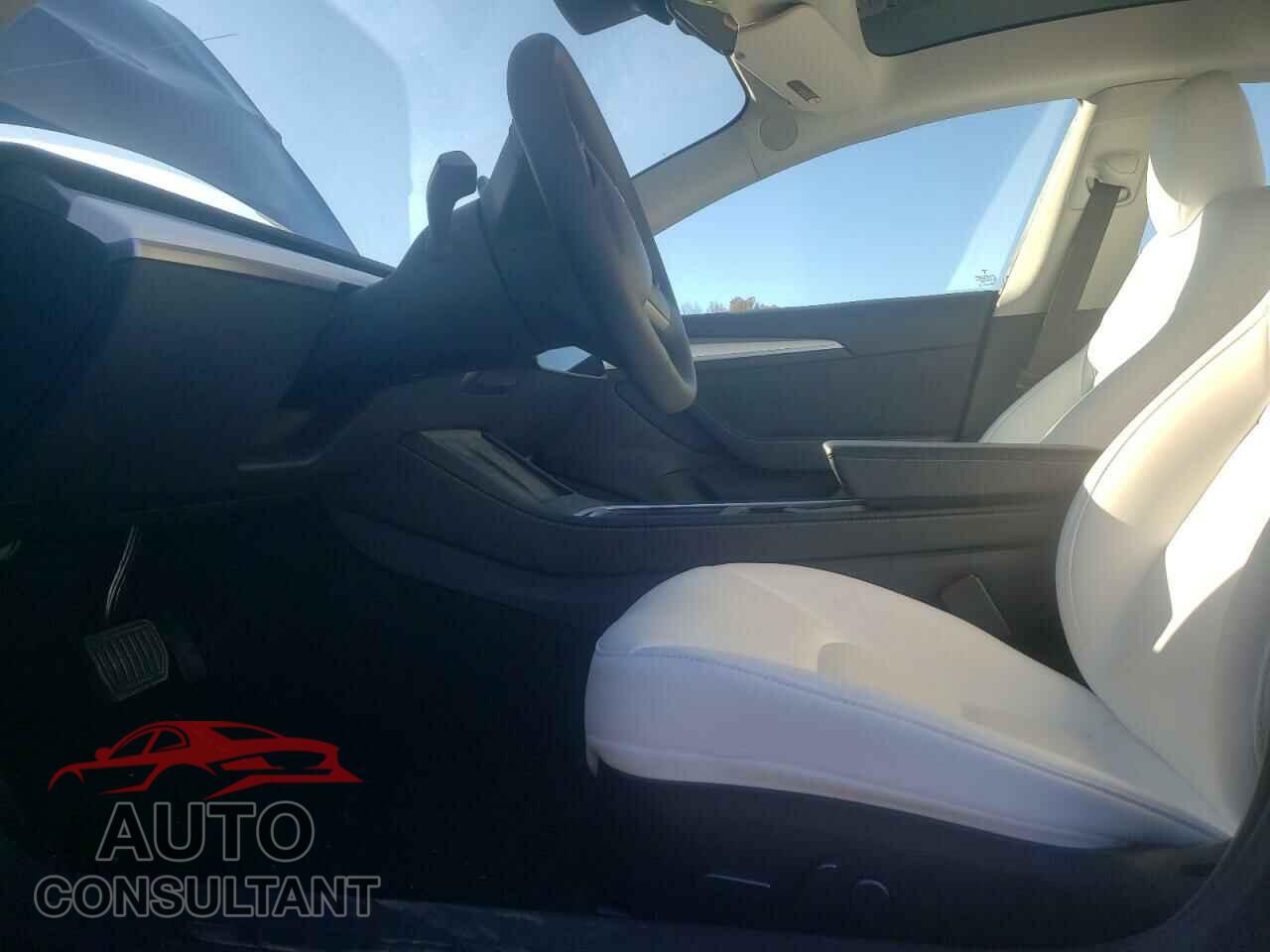 TESLA MODEL 3 2023 - 5YJ3E1EA7PF695966