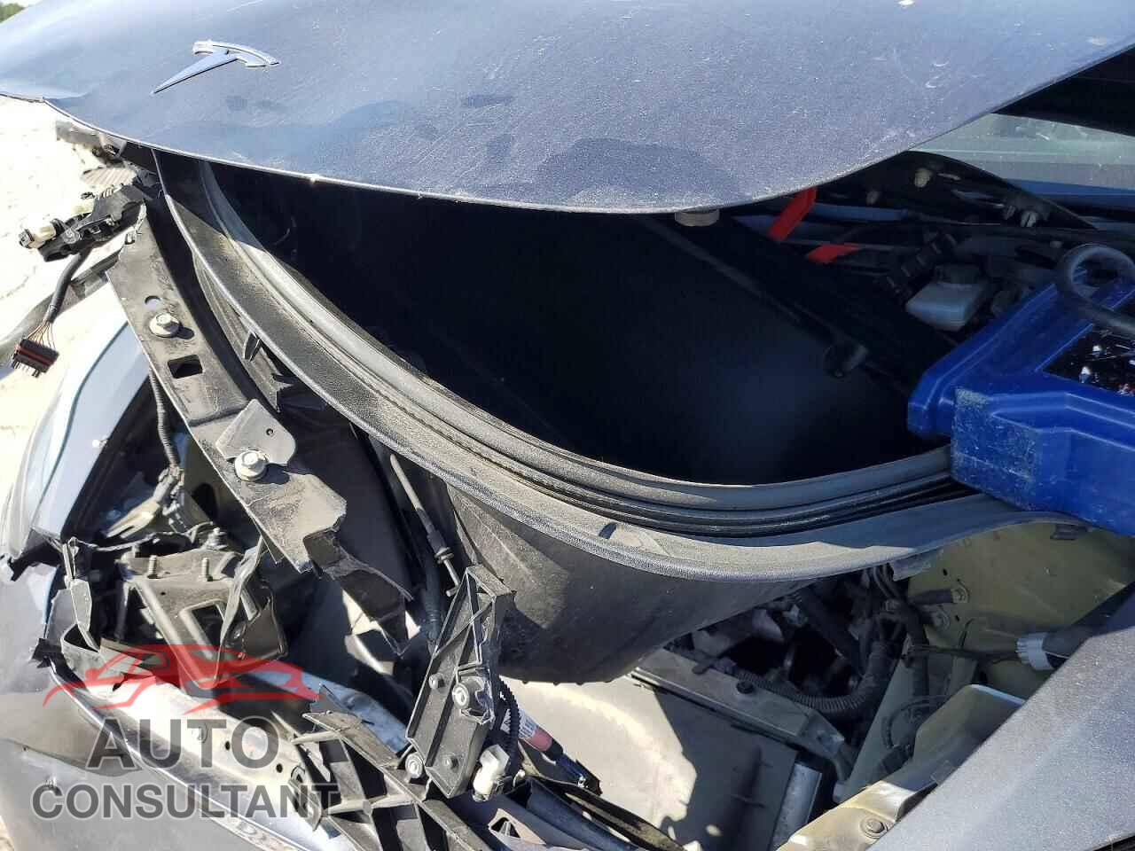TESLA MODEL 3 2020 - 5YJ3E1EB5LF638037