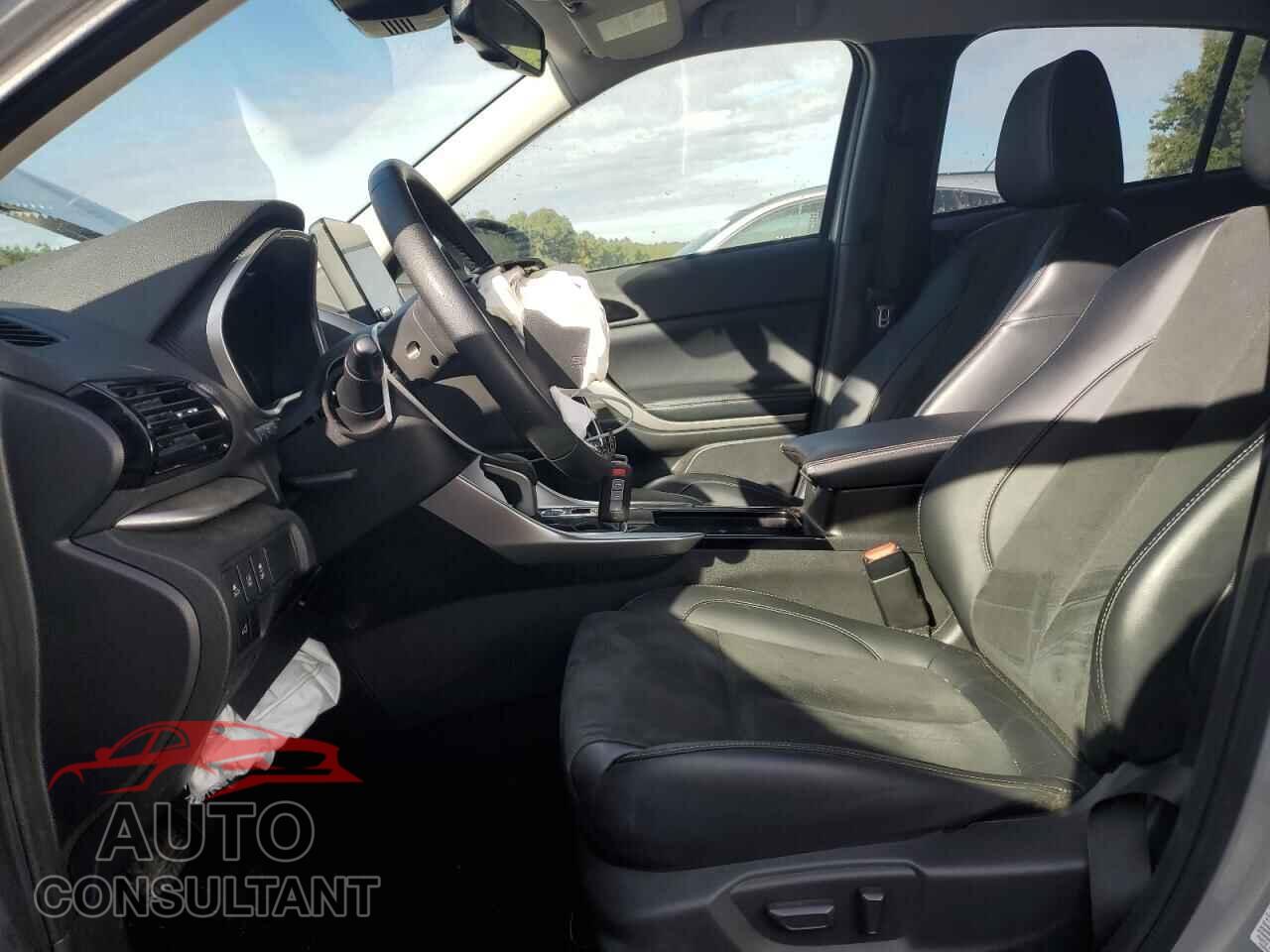 MITSUBISHI ECLIPSE 2024 - JA4ATWAA5RZ031835