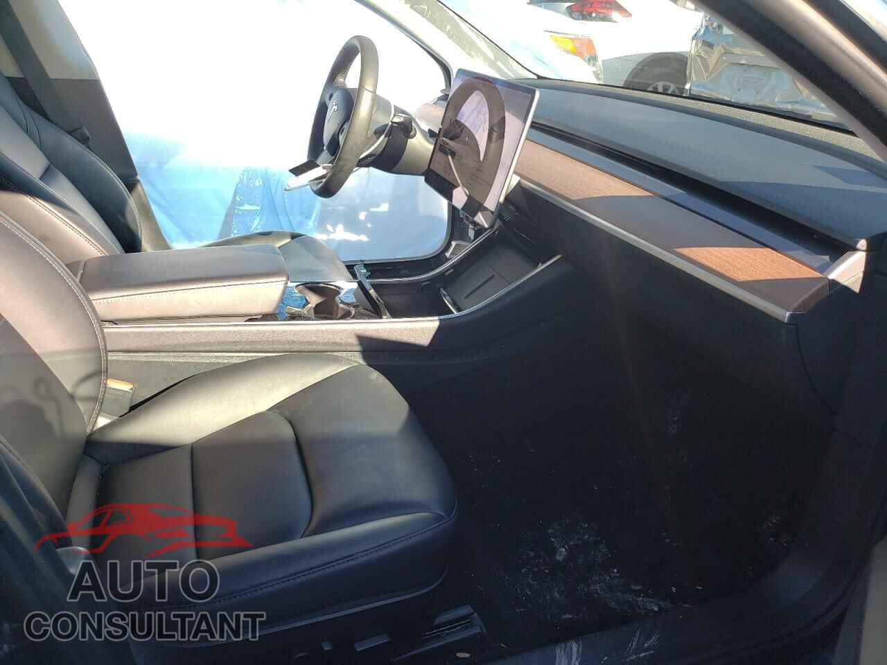 TESLA MODEL 3 2020 - 5YJ3E1EA0LF736612