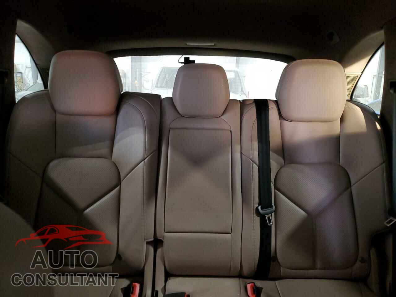 PORSCHE CAYENNE 2013 - WP1AD2A24DLA78434