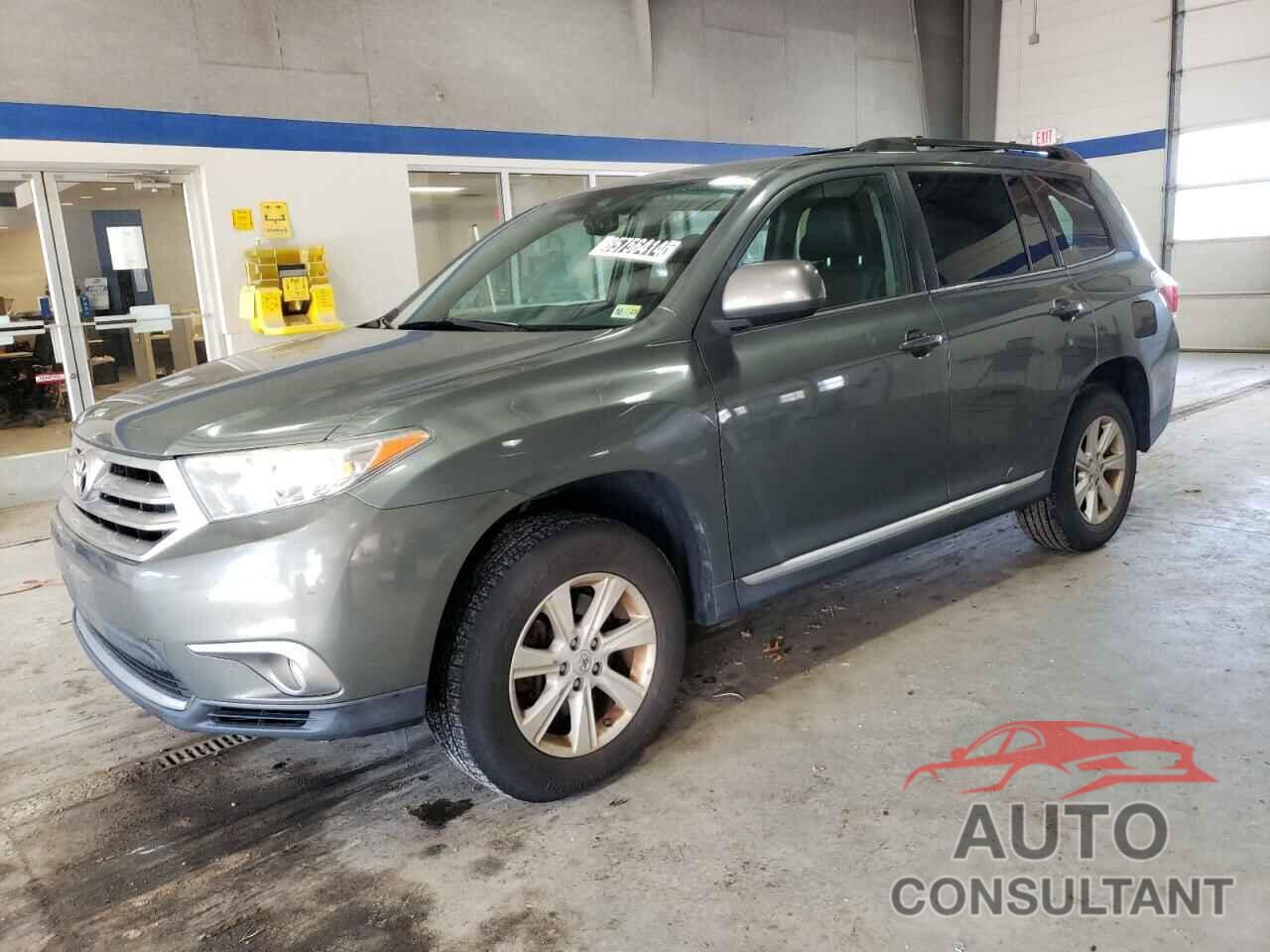 TOYOTA HIGHLANDER 2013 - 5TDBK3EH0DS268553