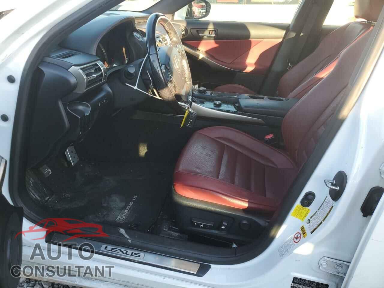 LEXUS IS 2016 - JTHBA1D29G5010268