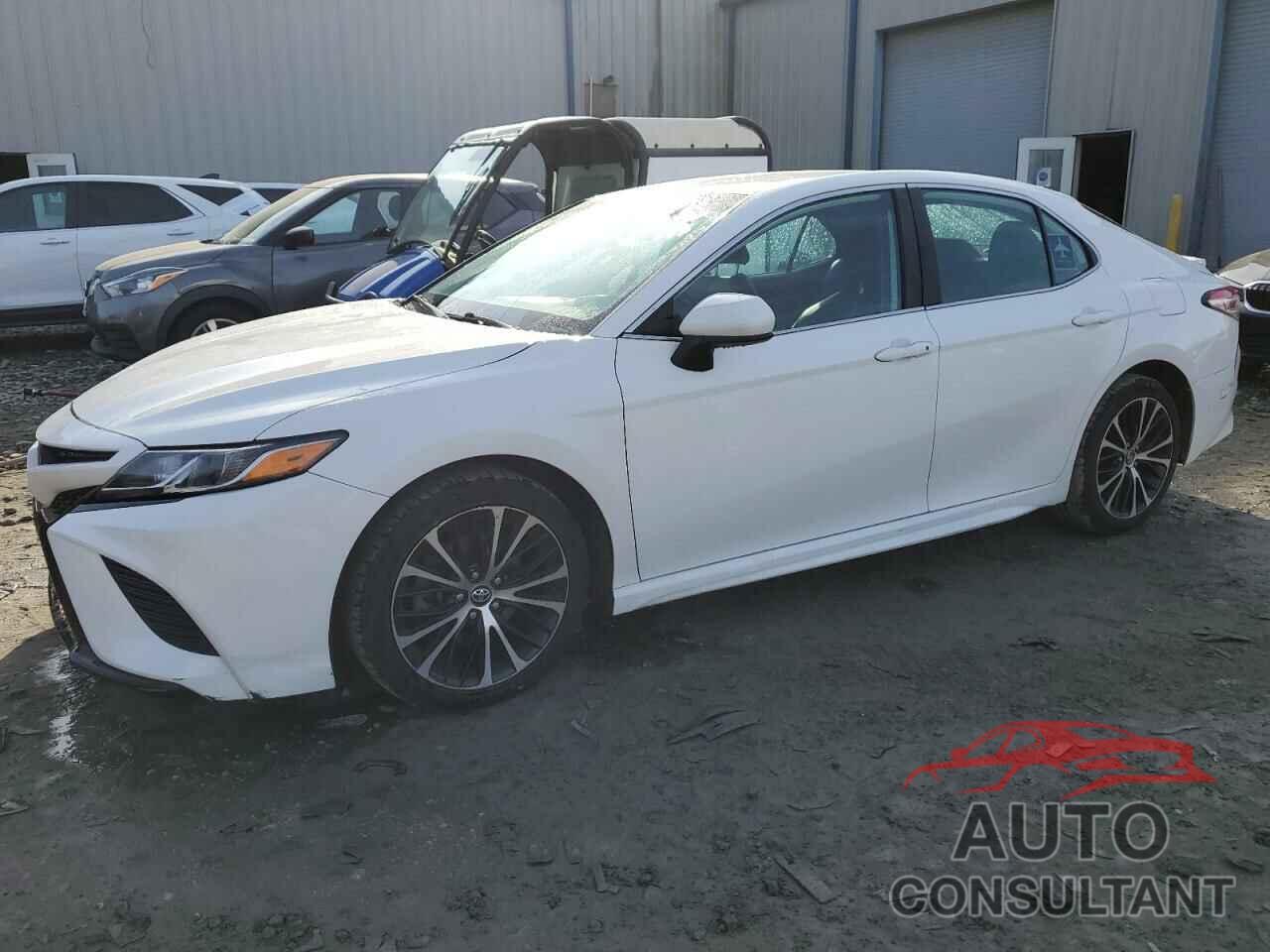 TOYOTA CAMRY 2020 - 4T1G11AK2LU896571