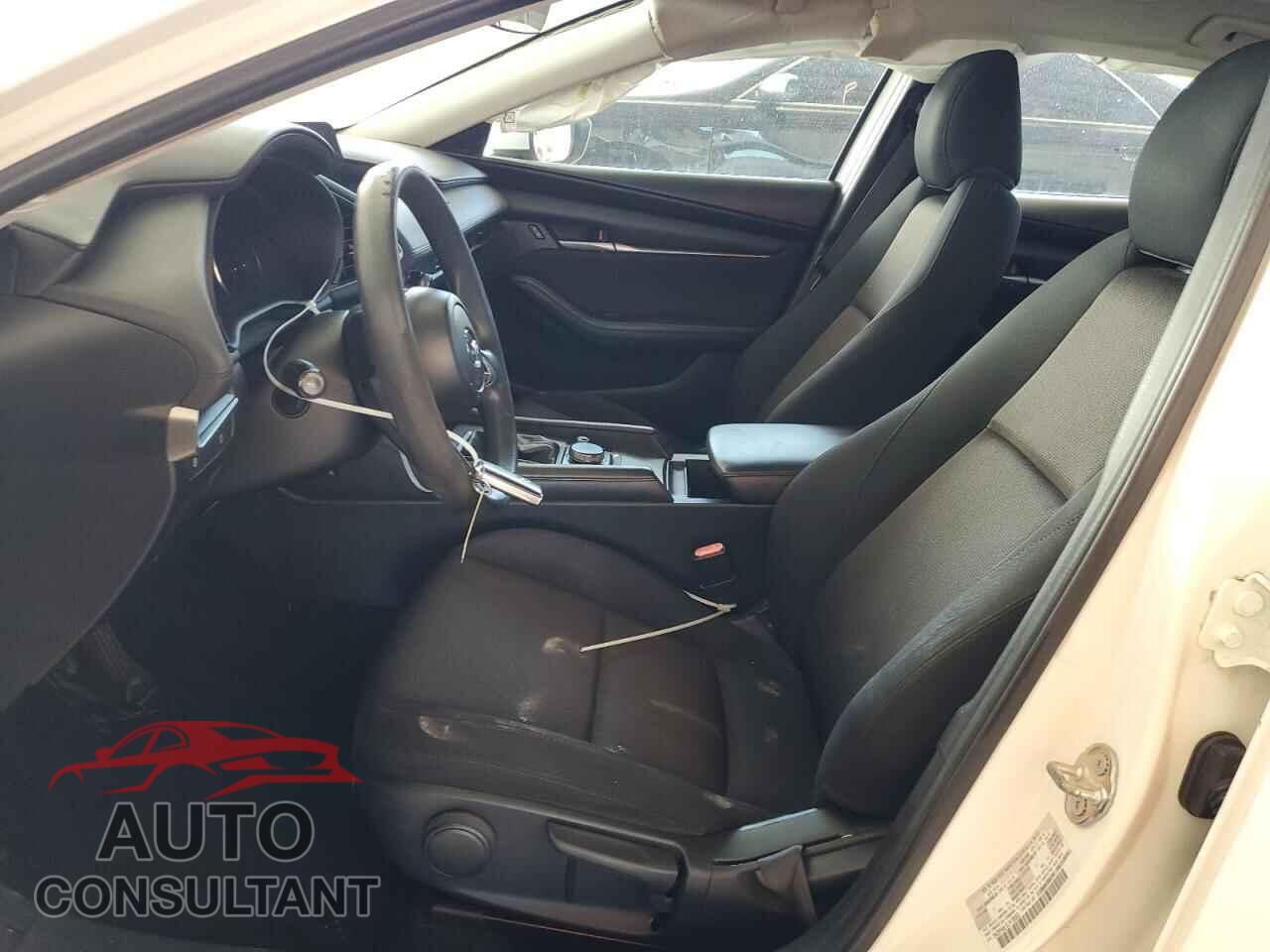 MAZDA 3 2020 - 3MZBPABL5LM136852
